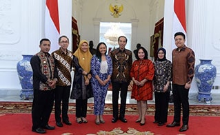 STEM - Bersama Presiden Joko widodo Bahas Kemajuan UMKM Indonesia STEM - Bersama Presiden Joko widodo Bahas Kemajuan UMKM Indonesia